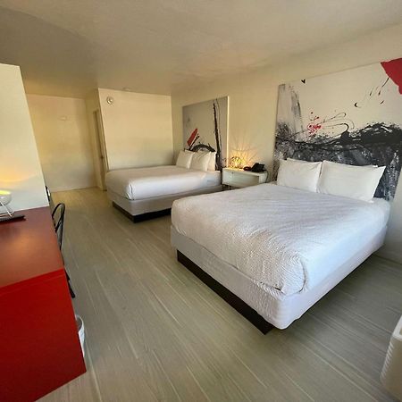 קיסימי Newly Room In Cozy Hotel With Super Location To The Parks מראה חיצוני תמונה
